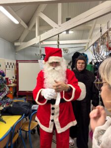 PHOTO-2025-10-05-19-03-04